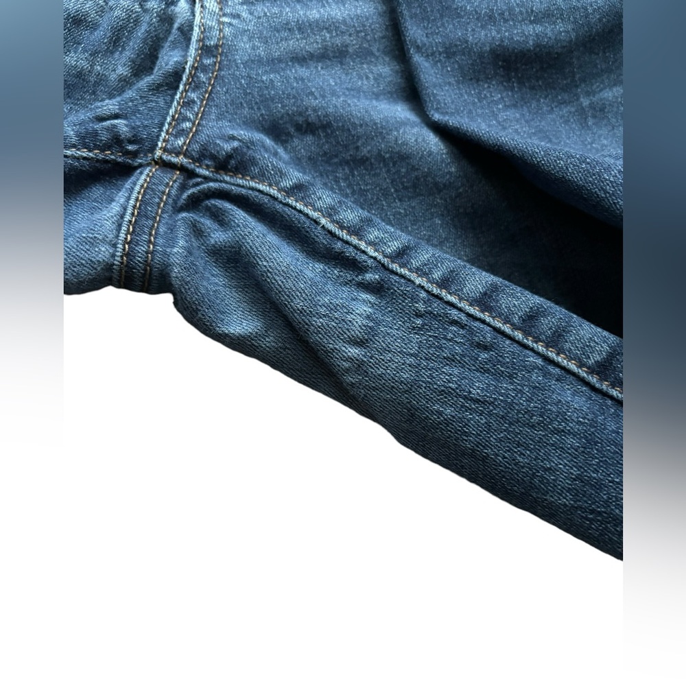 Universal Thread, Distressed, Mid Rise Skinny size 10/30 - Picture 9 of 10